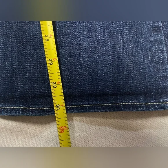 American Eagle  Dark Wash Flare Jeans Size 2 - Picture 6 of 7